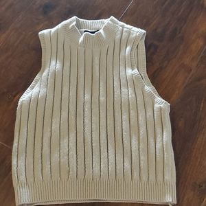 Sleeveless crop top